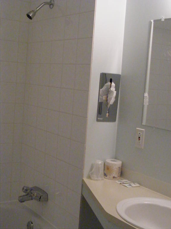 Hotel Motel Bon Accueil Rivière-la-Madeleine 部屋 写真